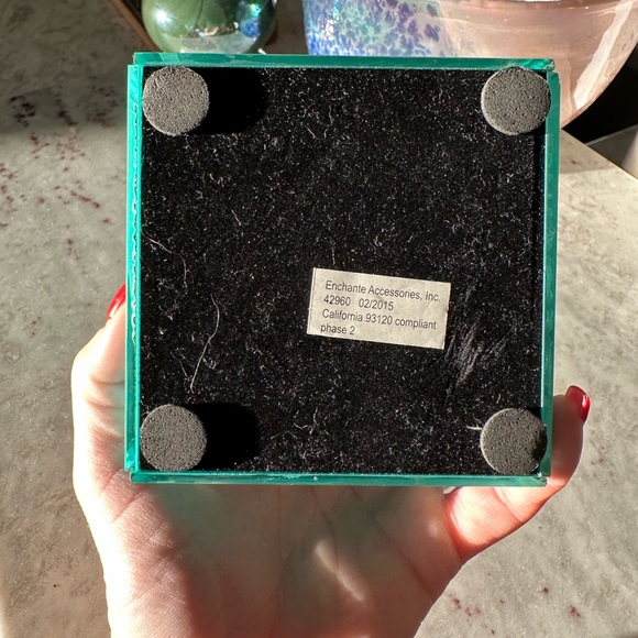 Enchante Accessories Jewelry/Trinket Box - Picture 6 of 6